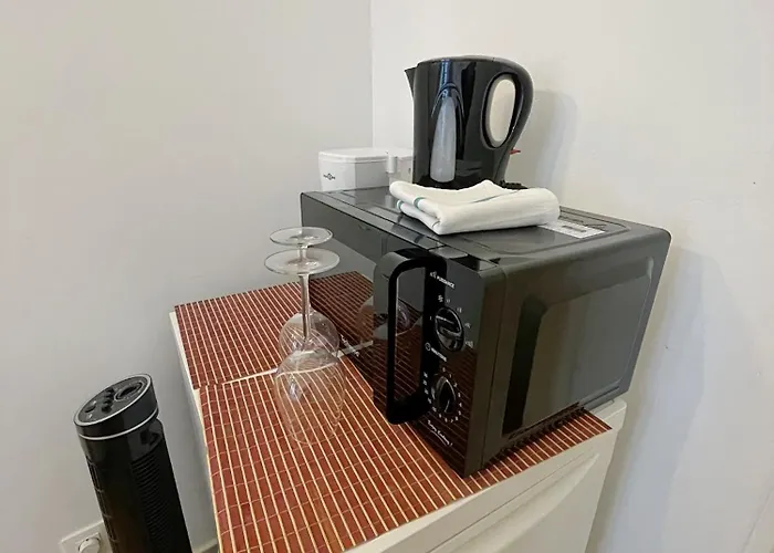 Chez Augustin, Chambre Confortable En Plein Coeur De Ville